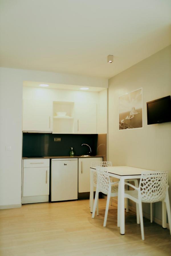 อปาร์ตาเมนโตส โบราโบรา - สำหรับผู้ใหญ่เท่านั้น Aparthotel ปลายาเดนบอสซา ภายนอก รูปภาพ