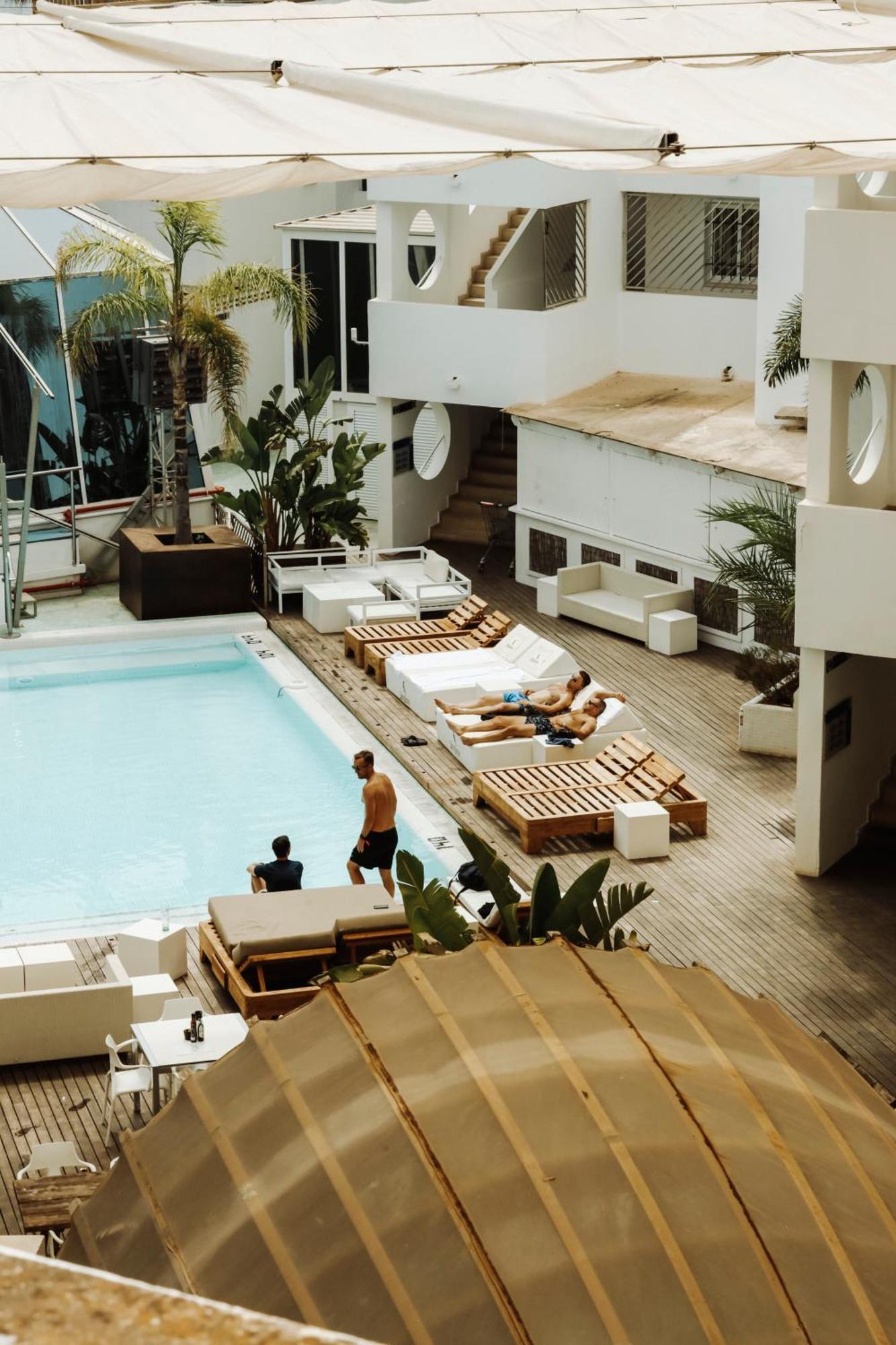 อปาร์ตาเมนโตส โบราโบรา - สำหรับผู้ใหญ่เท่านั้น Aparthotel ปลายาเดนบอสซา ภายนอก รูปภาพ