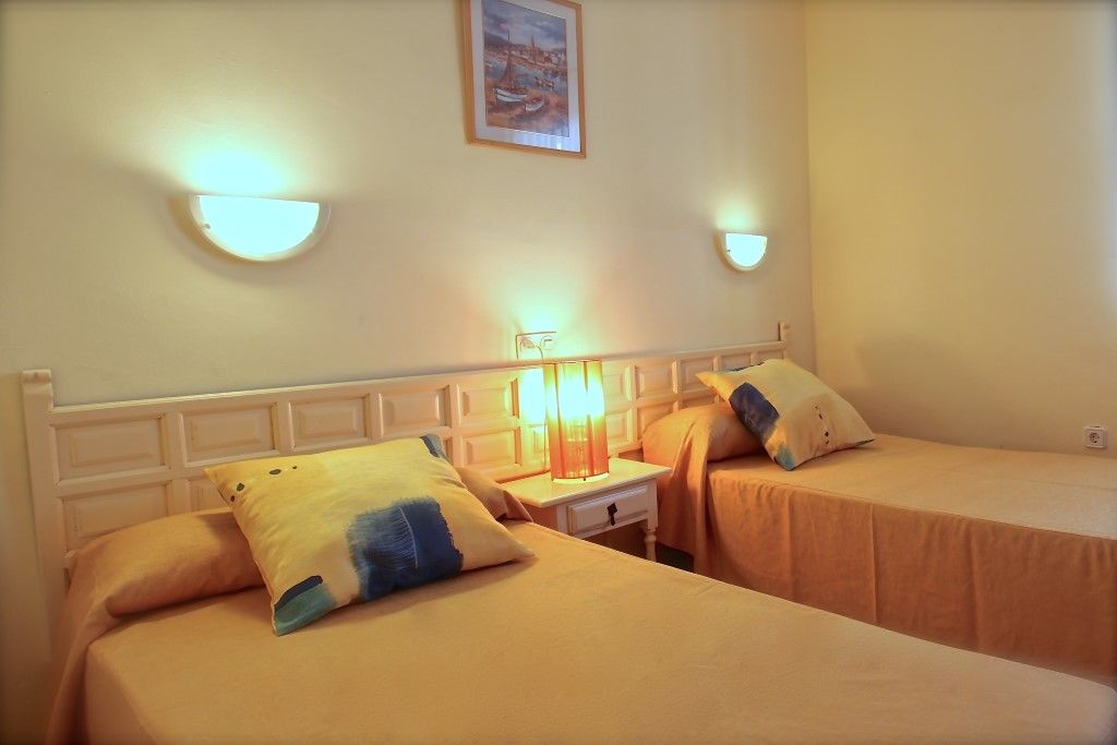 อปาร์ตาเมนโตส โบราโบรา - สำหรับผู้ใหญ่เท่านั้น Aparthotel ปลายาเดนบอสซา ภายนอก รูปภาพ