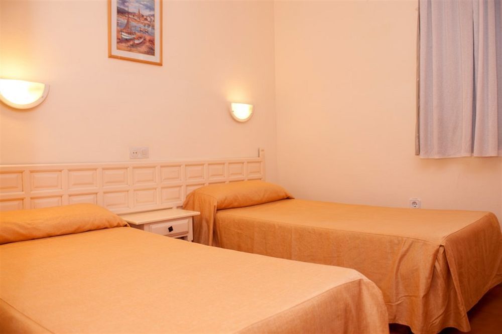 อปาร์ตาเมนโตส โบราโบรา - สำหรับผู้ใหญ่เท่านั้น Aparthotel ปลายาเดนบอสซา ภายนอก รูปภาพ