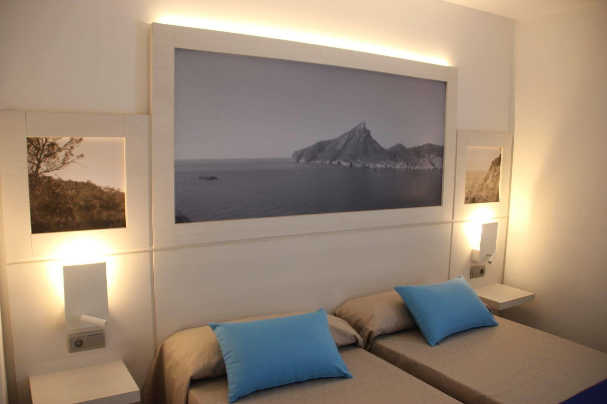 อปาร์ตาเมนโตส โบราโบรา - สำหรับผู้ใหญ่เท่านั้น Aparthotel ปลายาเดนบอสซา ภายนอก รูปภาพ